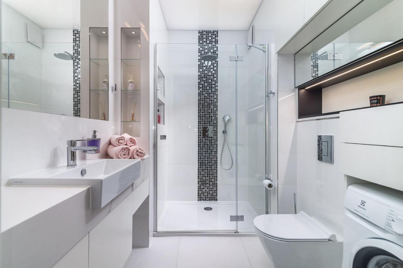 Apartament Garnizon กดัญสก์ ภายนอก รูปภาพ